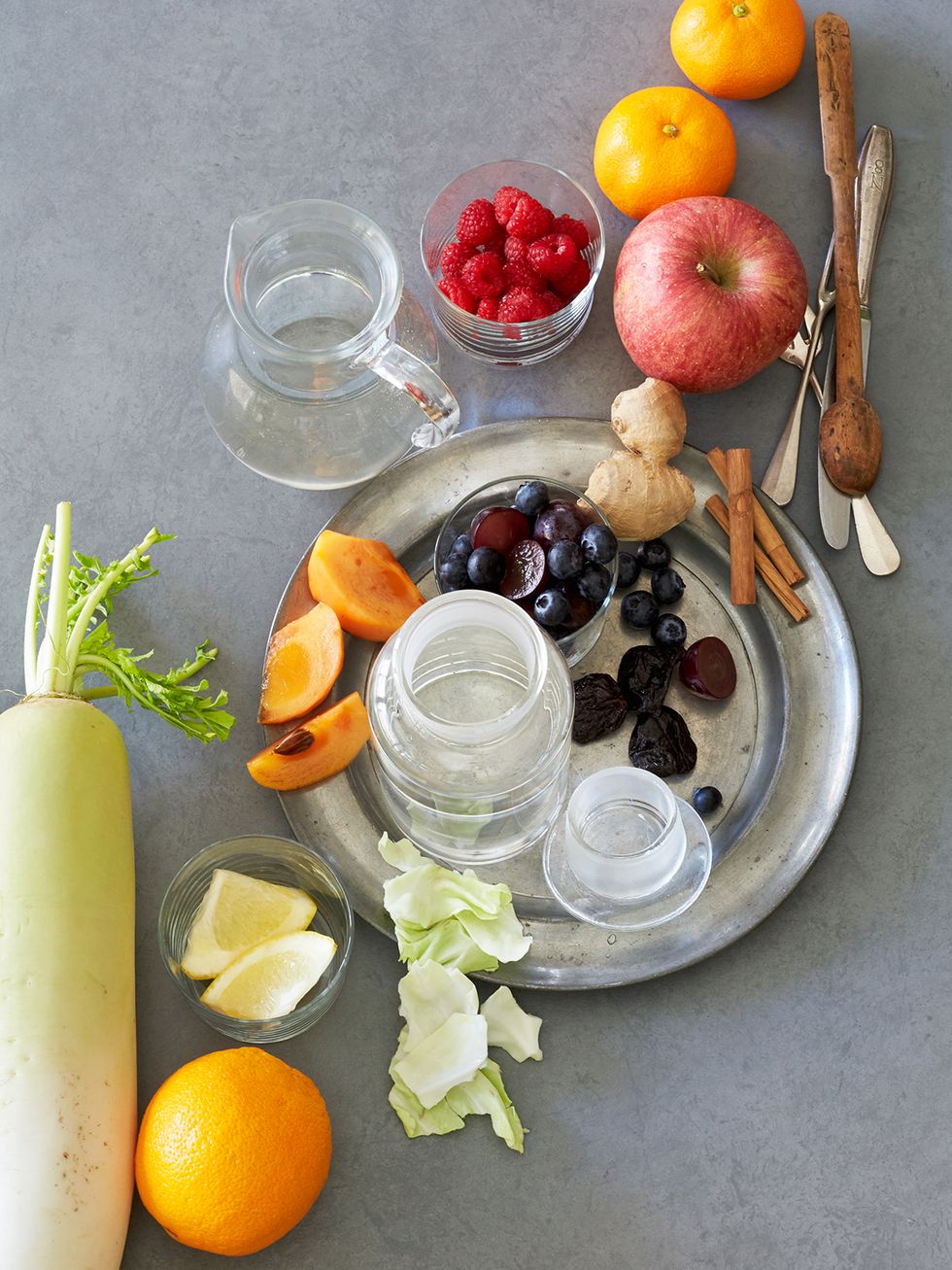Food, Produce, Fruit, Natural foods, Ingredient, Glass, Tableware, Serveware, Citrus, Orange, 