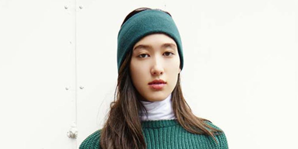 Clothing, Green, Sleeve, Shoulder, Sweater, Textile, Joint, Cap, Pattern, Style, 