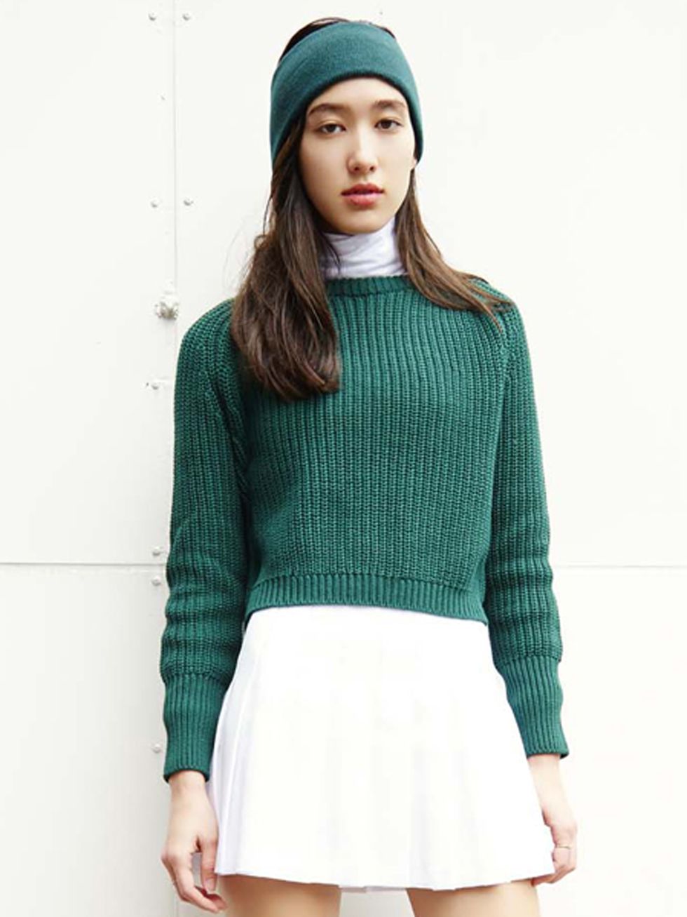 Clothing, Green, Sleeve, Shoulder, Sweater, Textile, Joint, Cap, Pattern, Style, 
