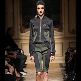 Clothing, Leg, Sleeve, Shoulder, Joint, Outerwear, Fashion show, Style, Runway, Fashion model, 