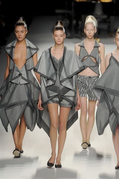 ISSEY MIYAKE