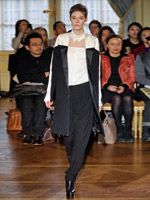 アンヴァレリーアッシュ Anne Valerie Hash コート 黒 XS アン ヴァレリー アッシュAnne Valerie Hash 解体再構築デニム