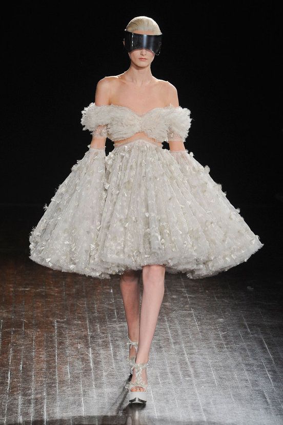 ALEXANDER McQUEEN