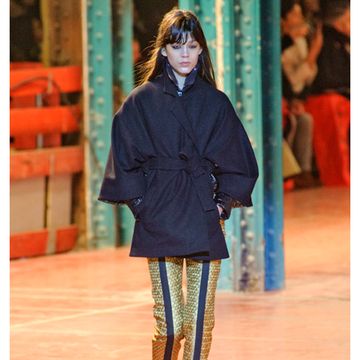 Sleeve, Joint, Outerwear, Jacket, Style, Fashion show, Winter, Street fashion, Knee, Runway, 