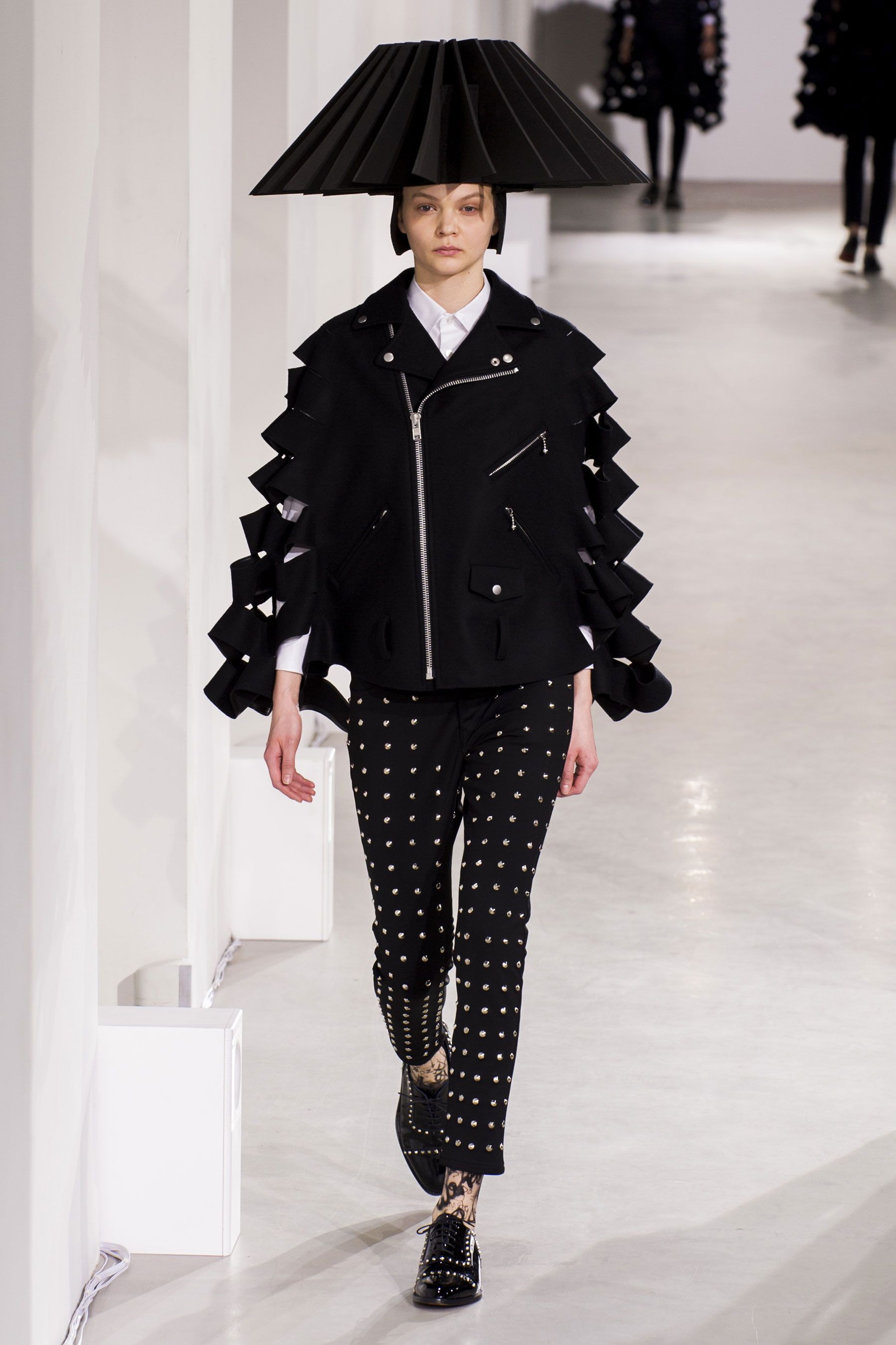 Contemporary Fashion コンテンポラリーファッション ファッションデザインコース 2年次修了ショー | BFGU