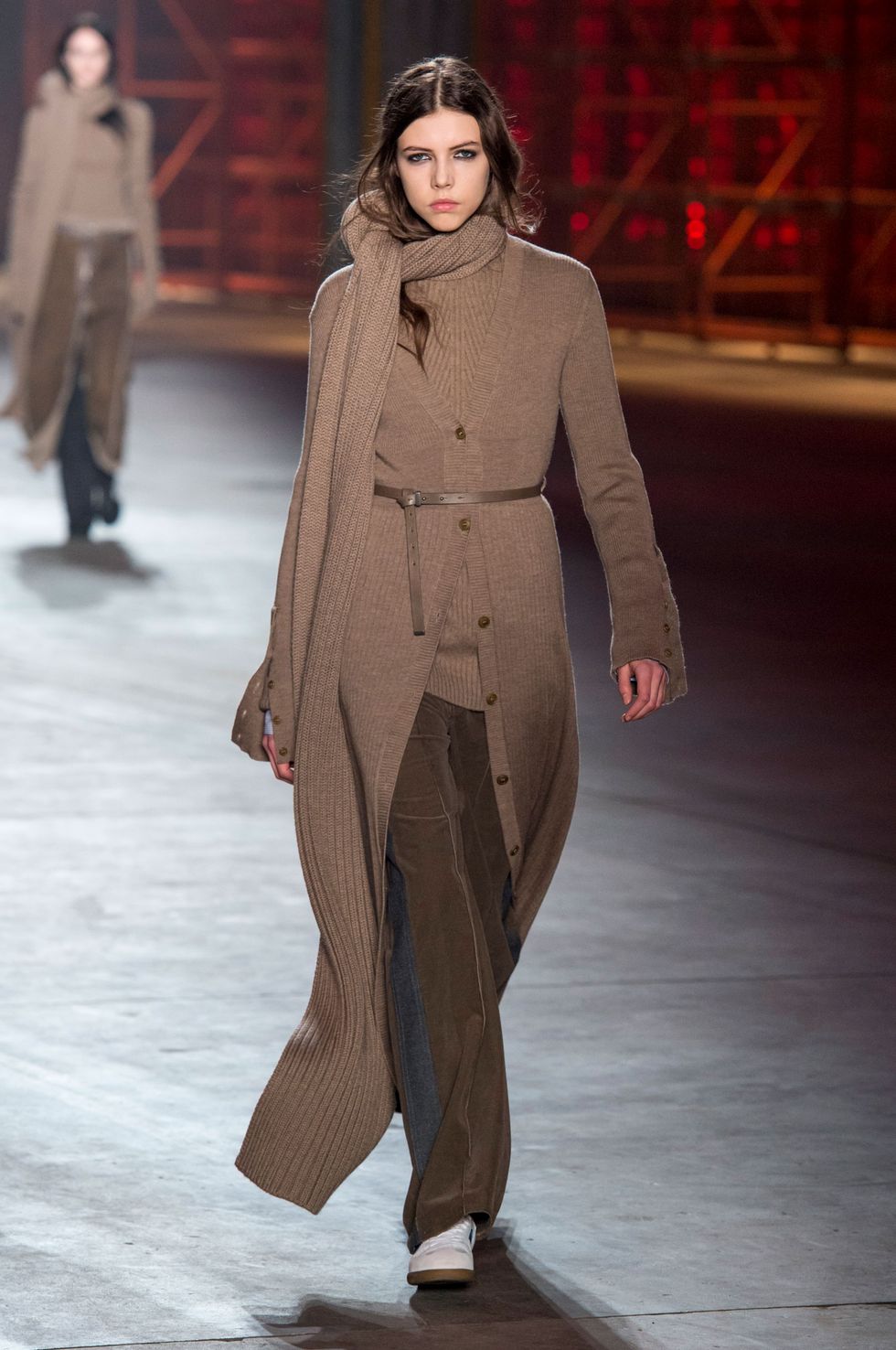 Footwear, Human, Winter, Brown, Fashion show, Shoulder, Joint, Outerwear, Runway, Style, 
