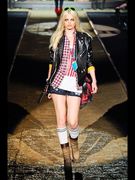DSQUARED2 - ディースクエアード DSQUARED2 コートの通販 by