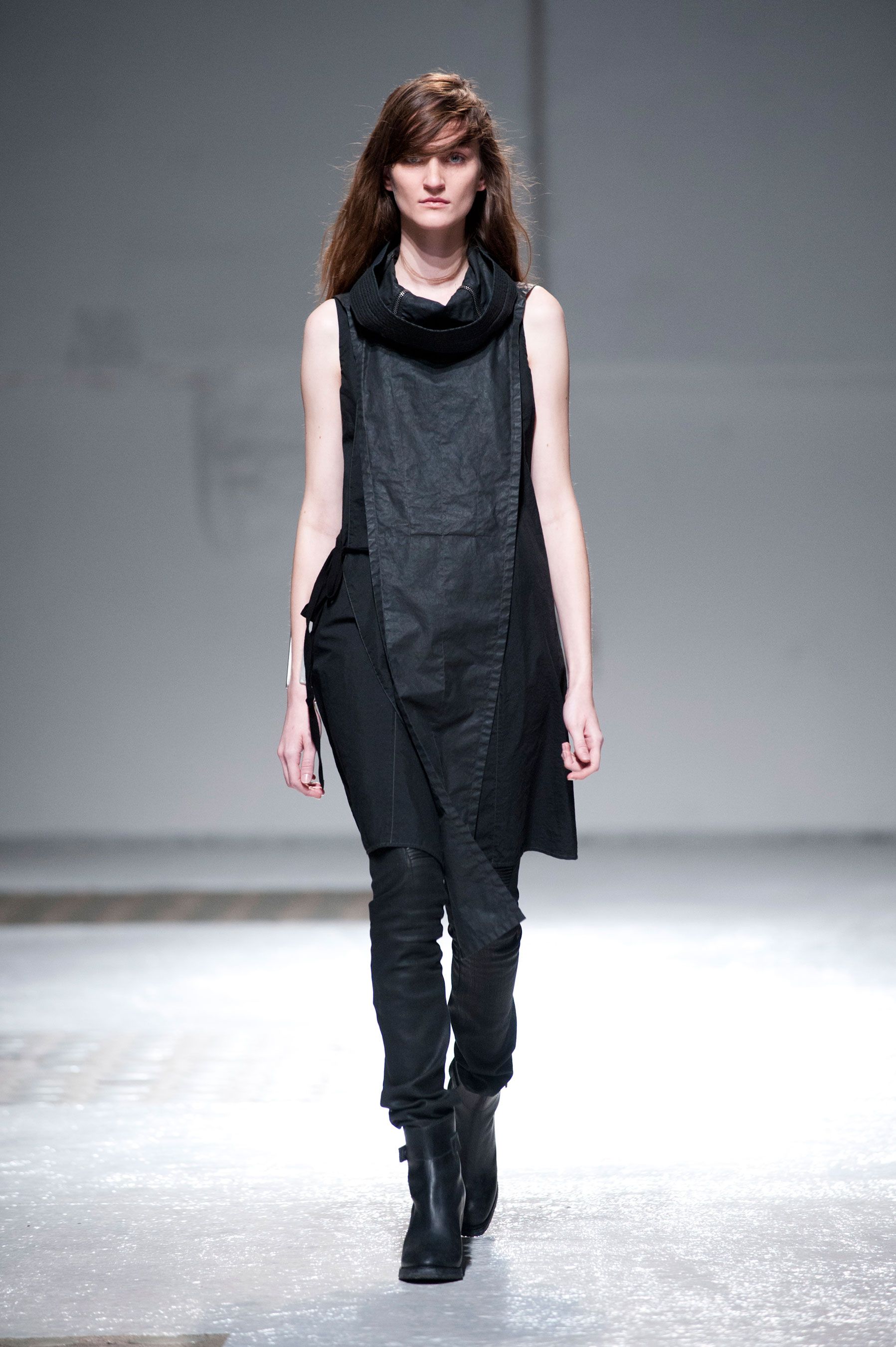 プリンセス•デス•パンチNicolas Andreas Taralis NICOLAS ANDREAS TARALIS