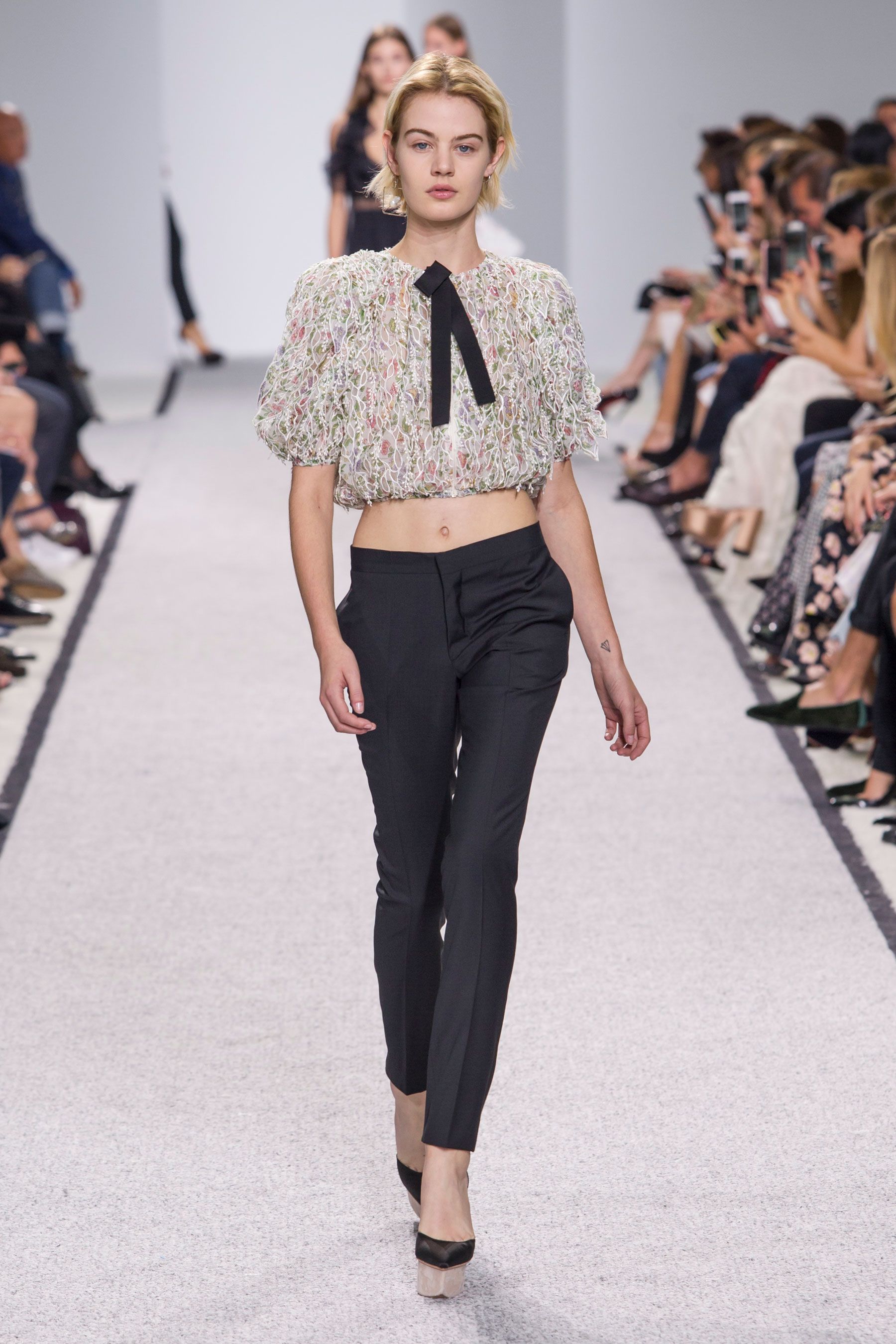 【超高級品、総シルク】 Giambattista Valli ジャケット $_12.JPG?set_id=880000500F