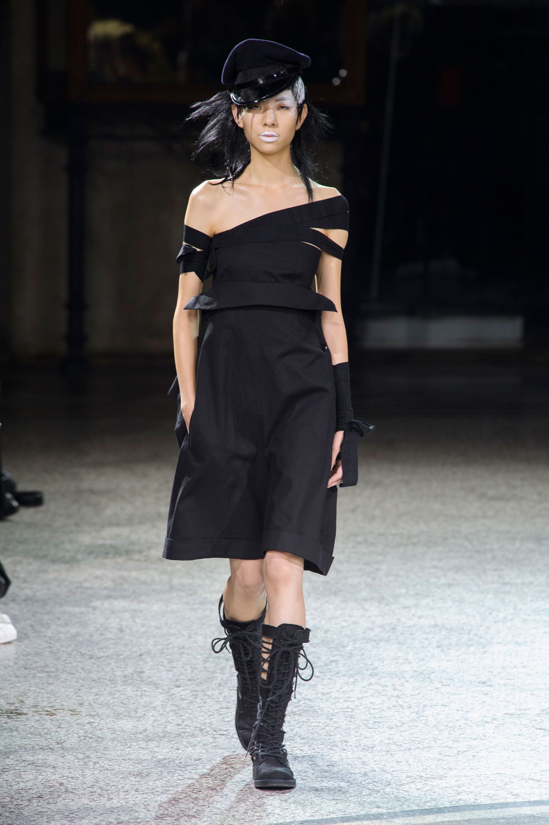 YOHJI YAMAMOTO YOHJI YAMAMOTO