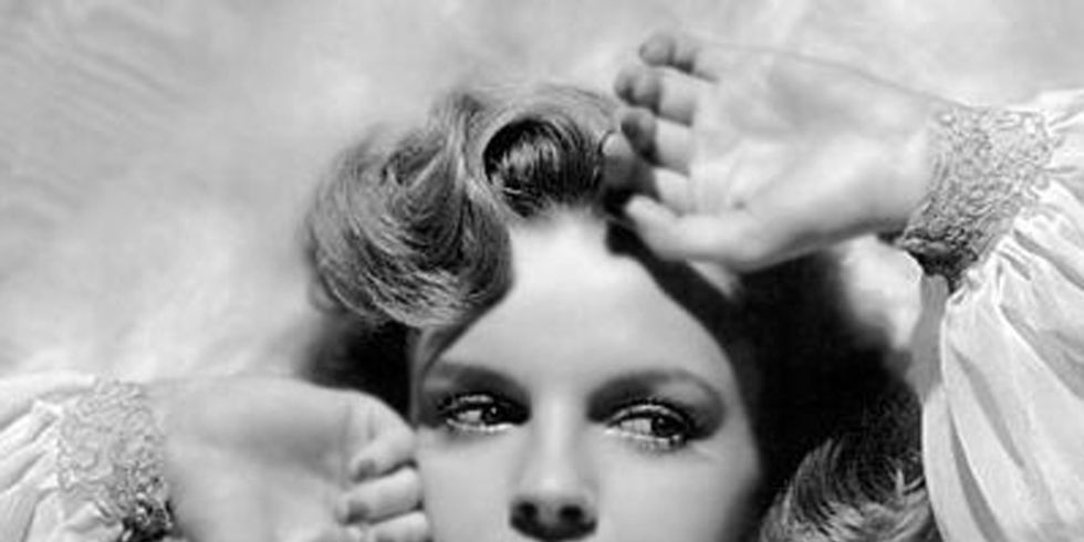Photograph, Beauty, Black-and-white, Hairstyle, Lip, Fashion, Retro style, Monochrome, Photography, Monochrome photography, 