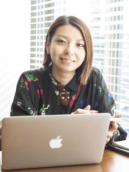 話題の社長 株式会社スプリー代表 安藤美冬さんのデスクをチェック