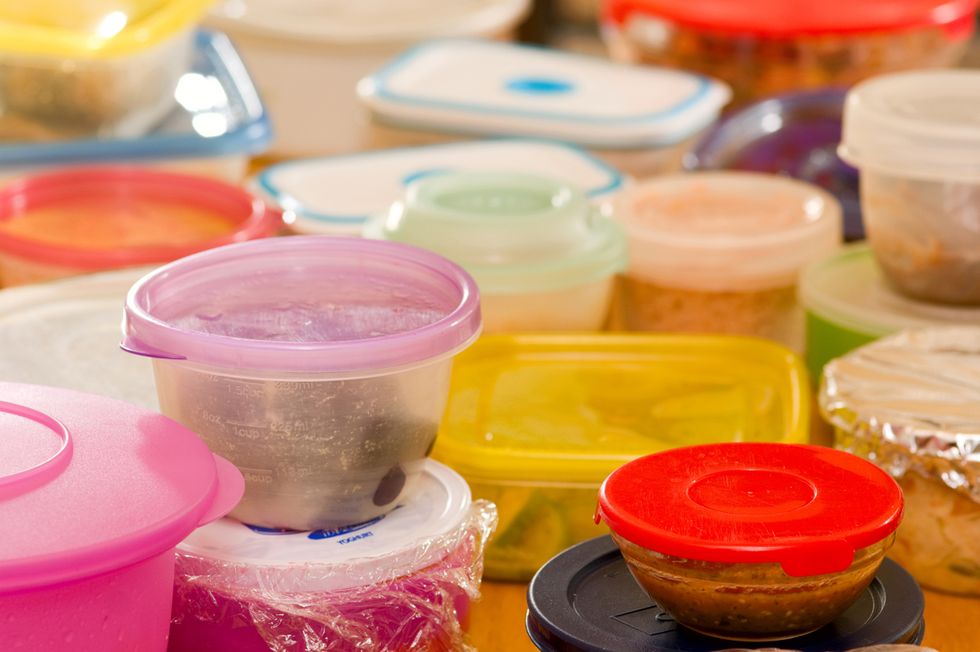 Serveware, Dishware, Pink, Orange, Magenta, Plastic, Food storage containers, Paint, Ceramic, Pottery, 