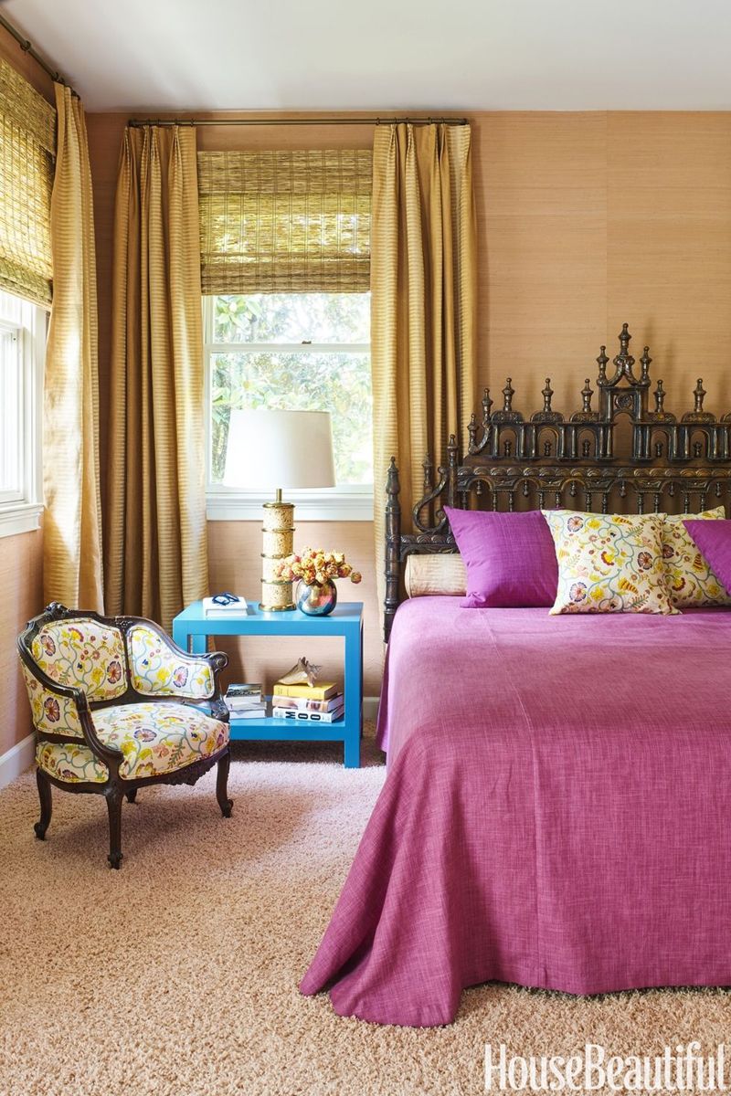 Interior design, Room, Textile, Floor, Furniture, Purple, Tablecloth, Window covering, Linens, Interior design, 