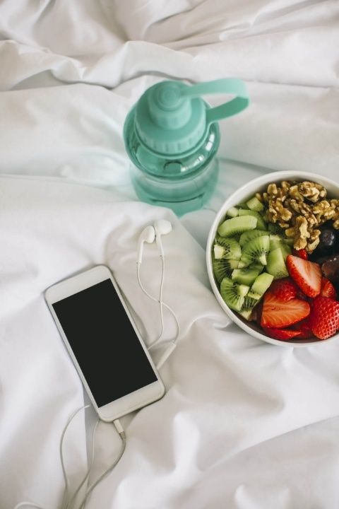 Food, Bowl, Produce, Tableware, Portable communications device, Communication Device, Strawberries, Mobile device, Natural foods, Ingredient, 