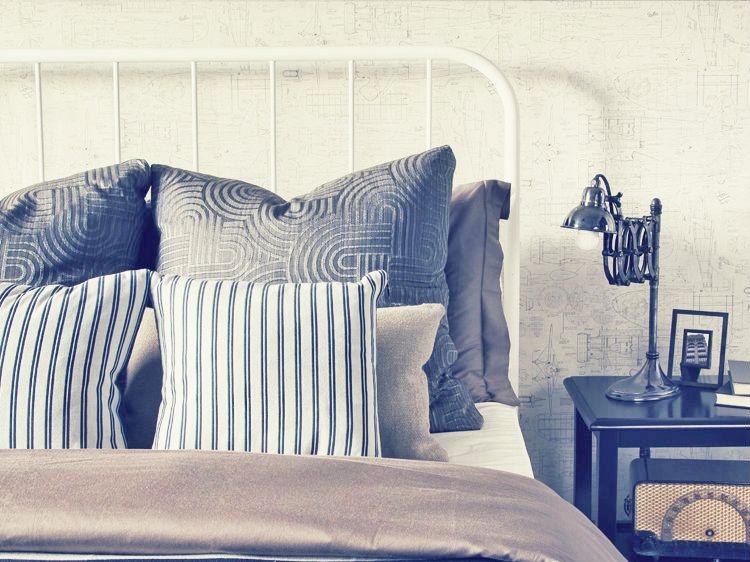 Blue, Textile, Room, Wall, Furniture, Linens, Interior design, Cushion, Bedding, Pillow, 