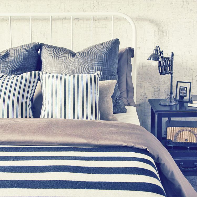 Blue, Textile, Room, Wall, Furniture, Linens, Interior design, Cushion, Bedding, Pillow, 