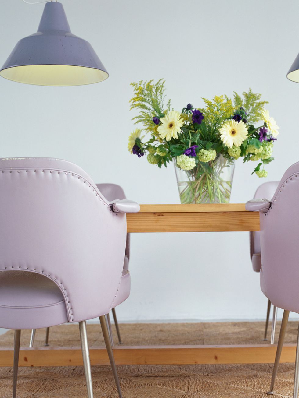 Bouquet, Furniture, Purple, Petal, Lavender, Cut flowers, Interior design, Centrepiece, Flower Arranging, Home accessories, 