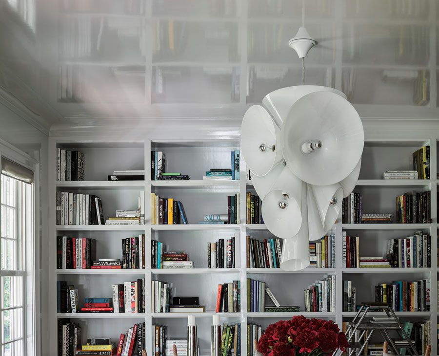 Bookcase, Shelving, Shelf, Furniture, Room, Interior design, Building, Living room, Ceiling, Table, 