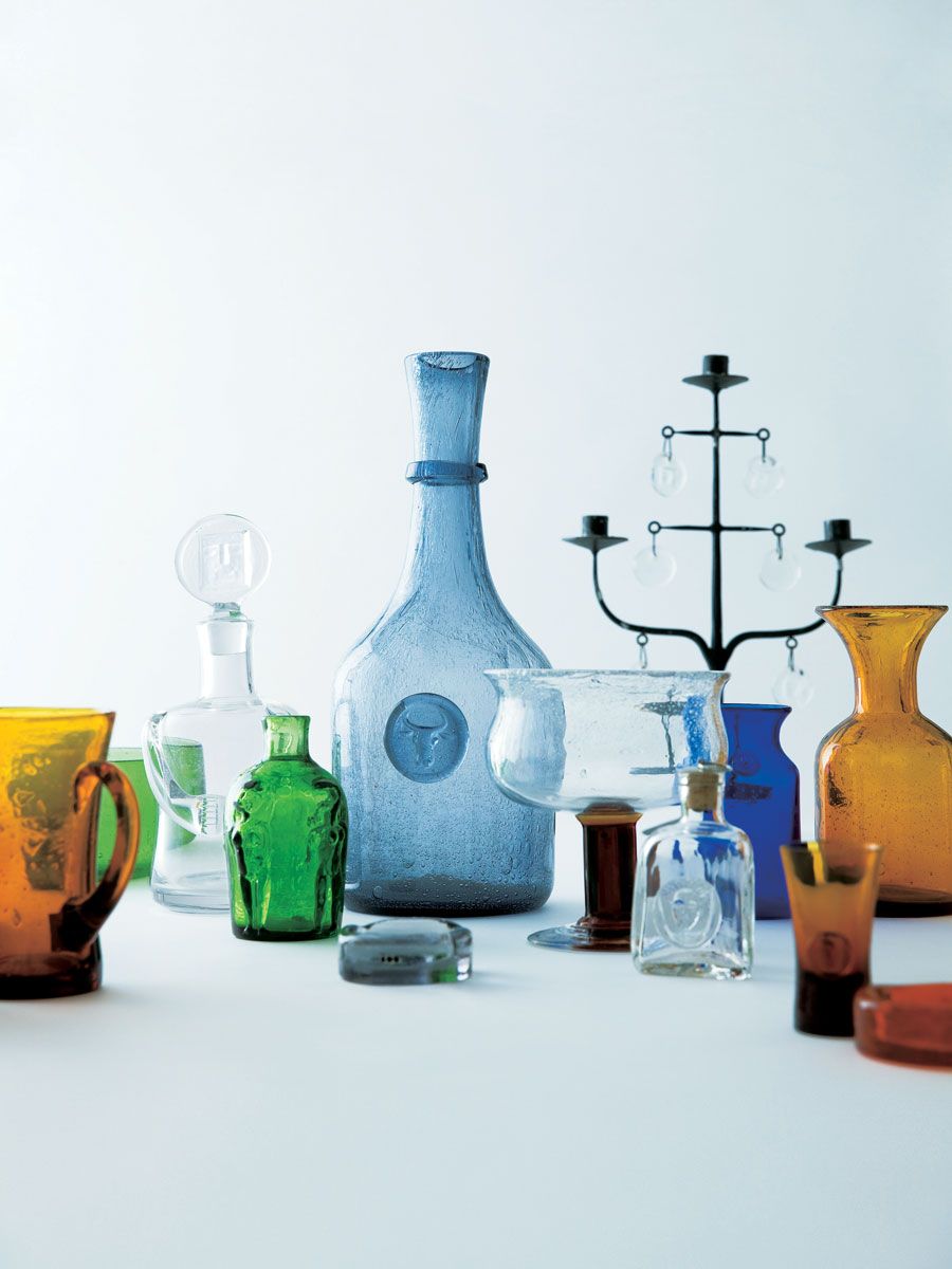 Glass, Bottle, Drinkware, Artifact, Still life photography, Barware, Serveware, Aqua, Glass bottle, Vase, 