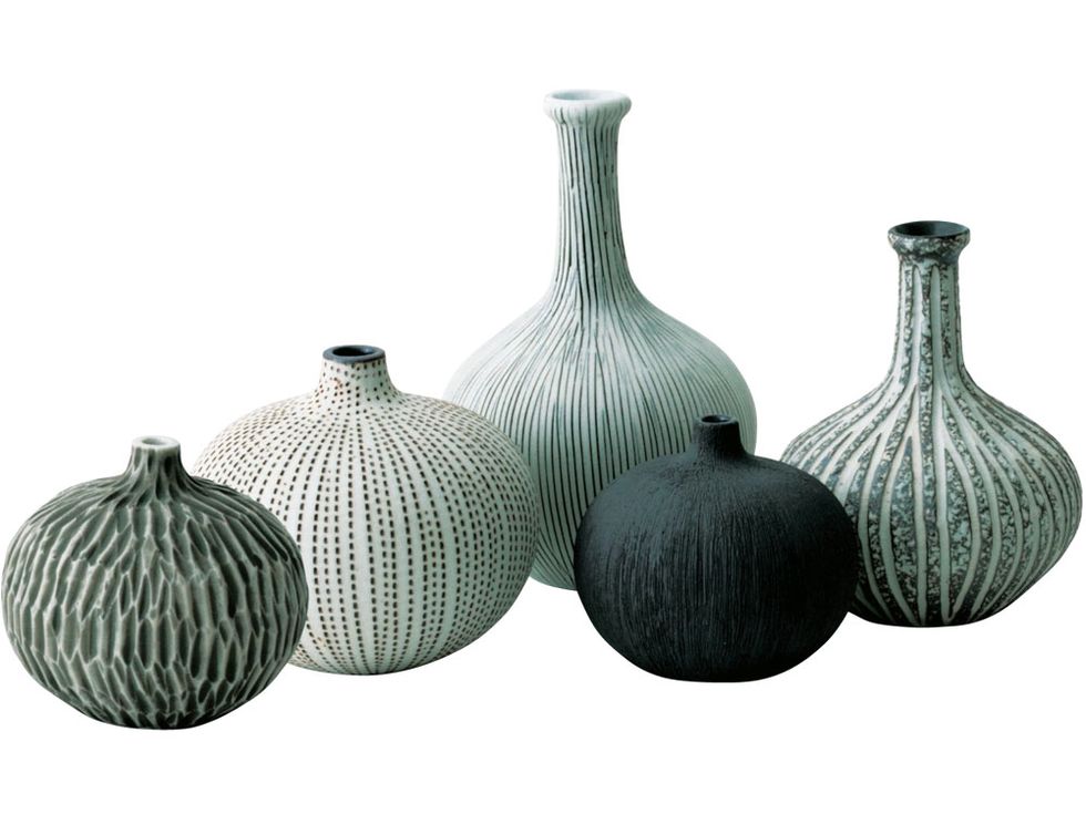 Line, Glass, Artifact, Grey, Creative arts, Ceramic, Vase, Still life photography, Pottery, Design, 