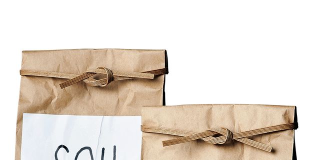 Font, Beige, Khaki, Paper bag, Label, Packaging and labeling, Shopping bag, 