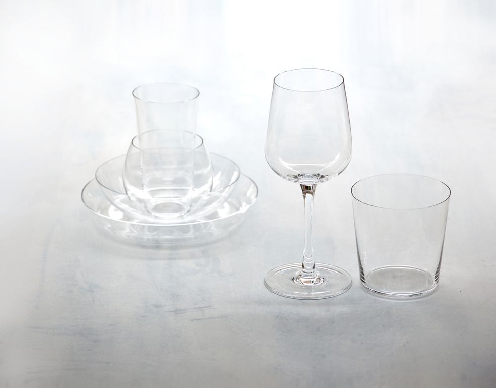 Glass, Transparent material, Drinkware, Wine glass, Stemware, Barware, Snifter, Still life photography, Tableware, Champagne stemware, 