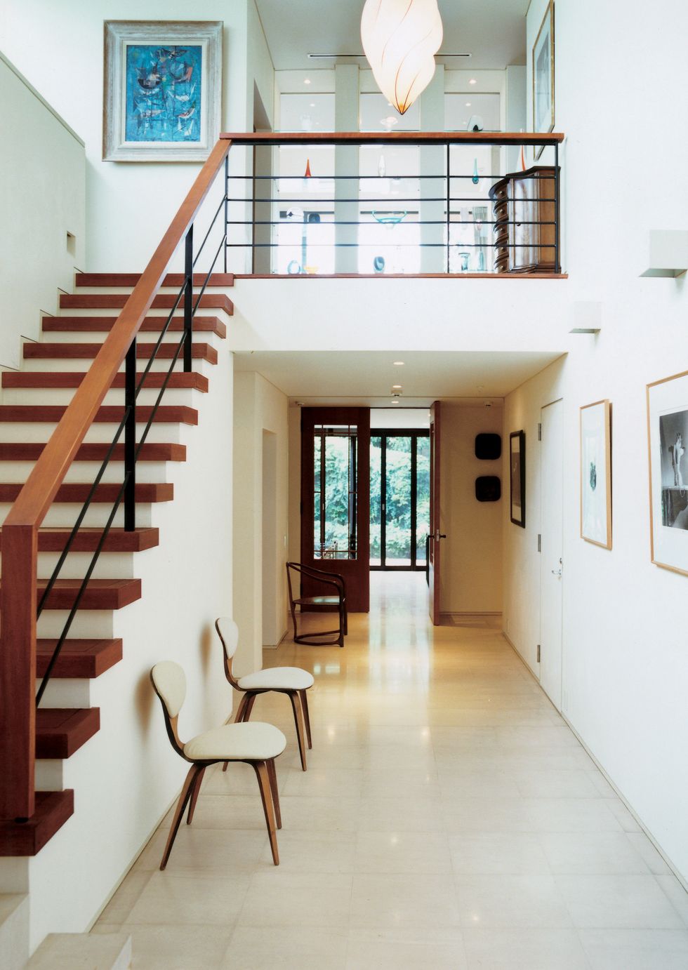 Stairs, Wood, Floor, Property, Interior design, Architecture, Flooring, Hardwood, Real estate, Handrail, 