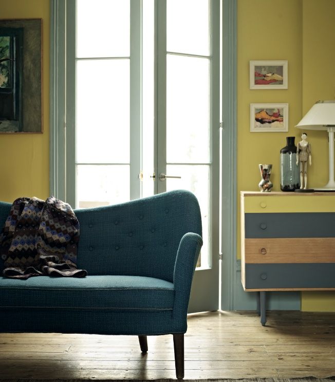 Furniture, Blue, Room, Couch, Living room, Yellow, Interior design, Floor, Home, Chair, 