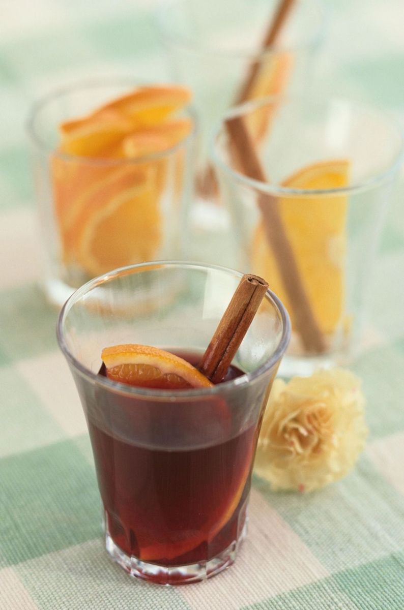 Drink, Food, Ingredient, Iced tea, Cuba libre, Punch, Non-alcoholic beverage, Alcoholic beverage, Old fashioned, Wine cocktail, 