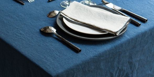 Tablecloth, Textile, Linens, Dishware, Grey, Home accessories, Napkin, Kitchen utensil, Cutlery, Silver, 