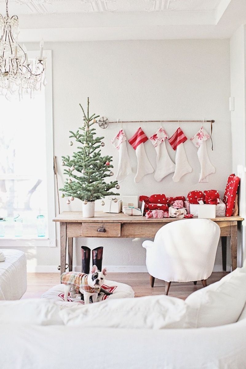 White, Christmas decoration, Room, Red, Furniture, Interior design, Christmas tree, Living room, Home, Table, 