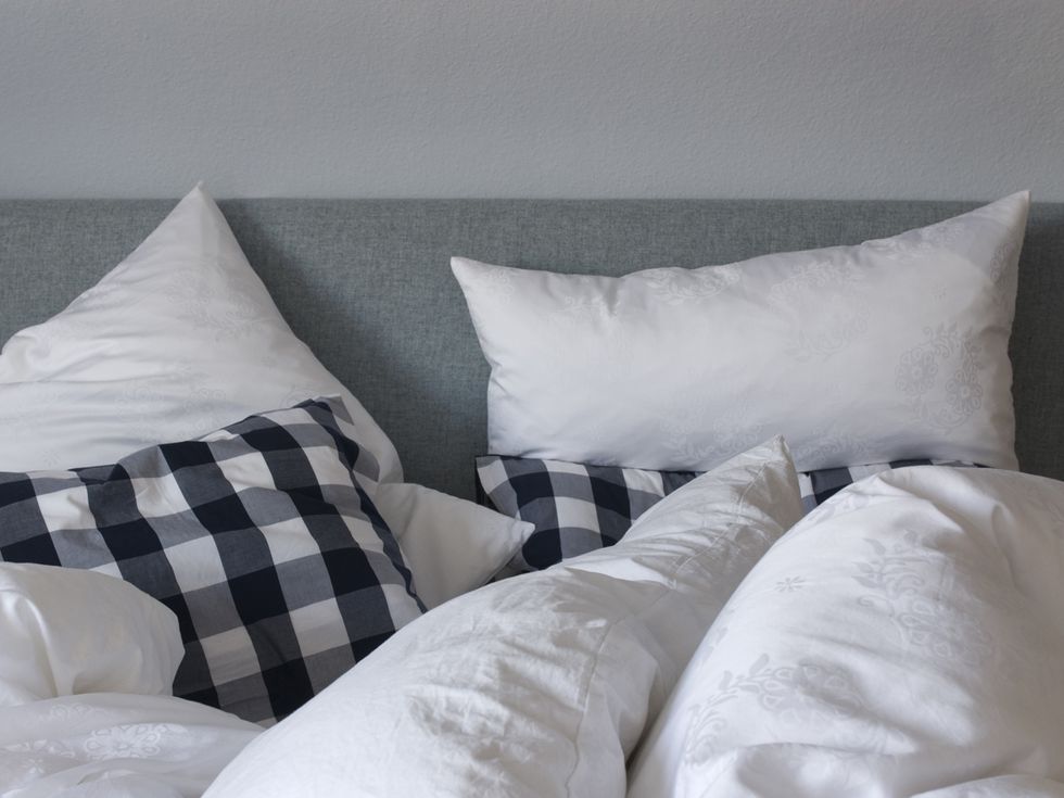 Blue, Textile, Room, White, Cushion, Pillow, Linens, Bedding, Throw pillow, Home accessories, 