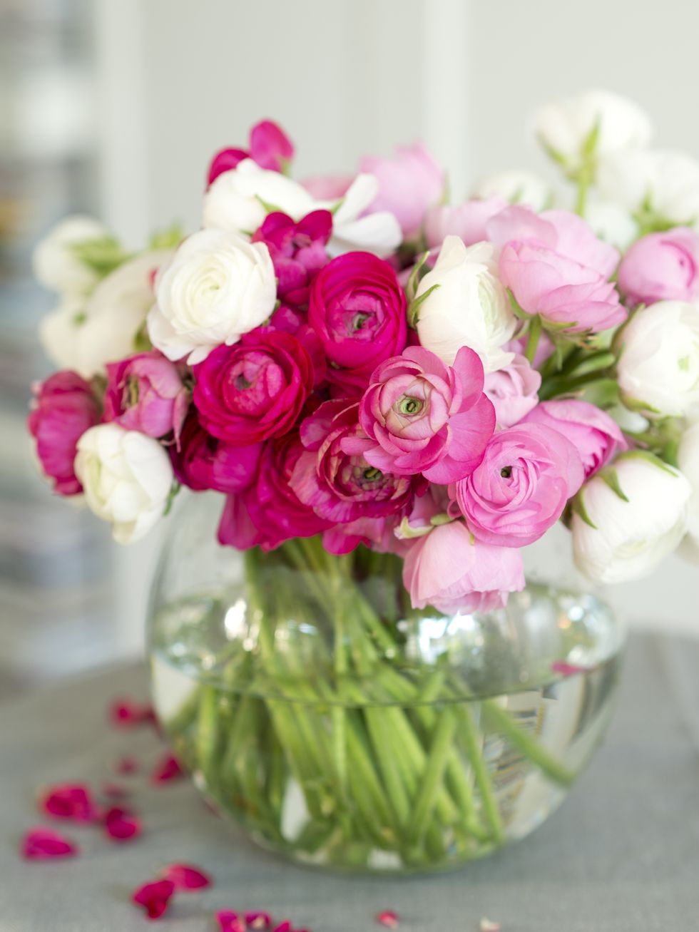 Bouquet, Petal, Flower, Pink, Cut flowers, Centrepiece, Floristry, Artifact, Flowering plant, Interior design, 