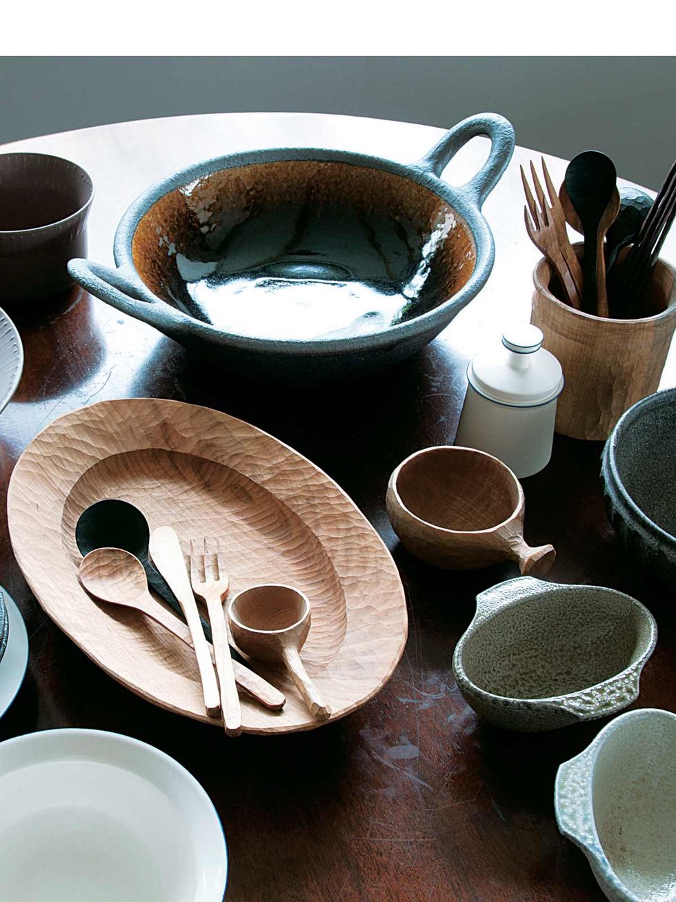 Serveware, Dishware, Porcelain, earthenware, Ceramic, Pottery, Creative arts, Clay, Craft, Circle, 