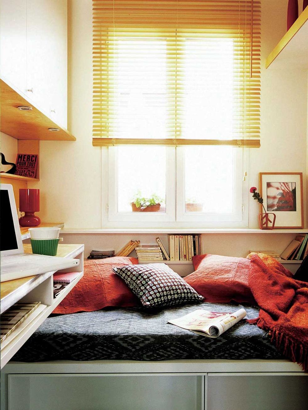 Room, Interior design, Window covering, Textile, Orange, Lamp, Interior design, Home, Window blind, Window treatment, 