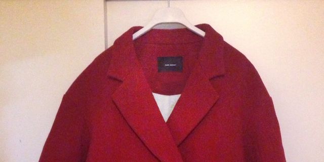 Clothing, Product, Collar, Sleeve, Coat, Textile, Red, Outerwear, White, Pattern, 