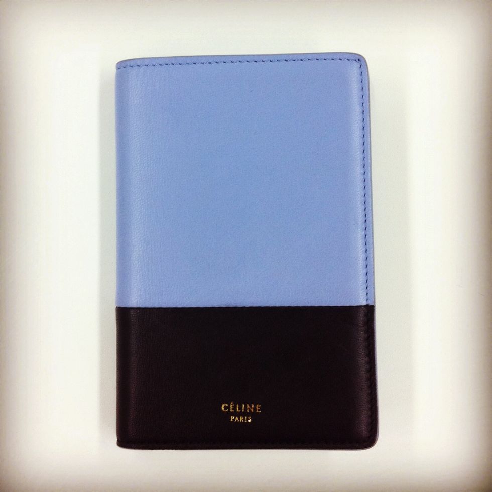 Electric blue, Rectangle, Cobalt blue, Material property, Everyday carry, Portable communications device, Mobile phone accessories, Mobile phone case, Leather, Paper product, 