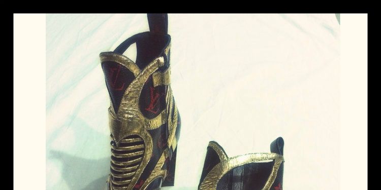 Shoe, Carmine, Fashion, Boot, Silver, Fashion design, Still life photography, Outdoor shoe, Synthetic rubber, Walking shoe, 