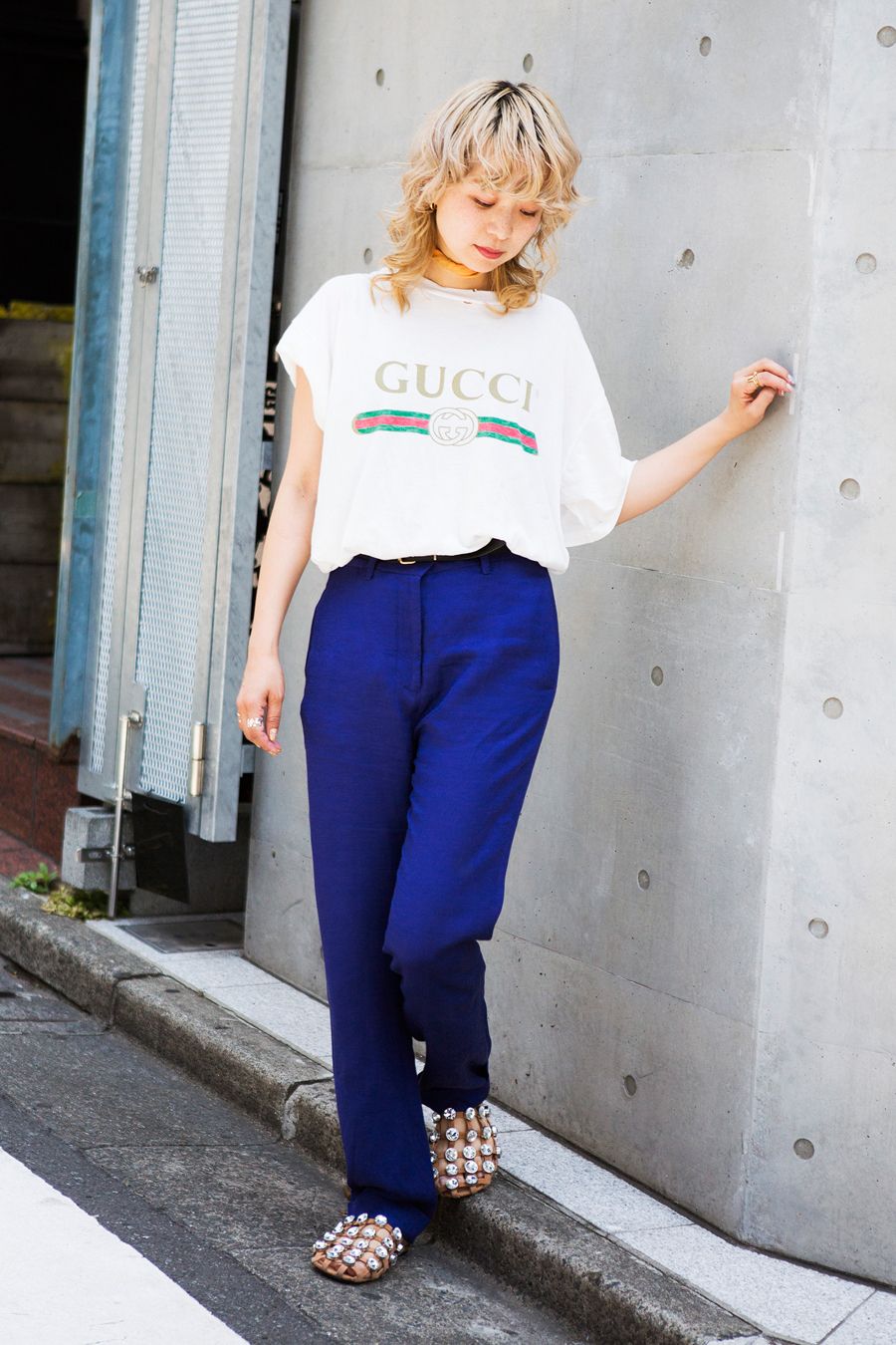 Blue, Sleeve, Shoulder, Textile, Joint, Outerwear, White, T-shirt, Style, Street fashion, 