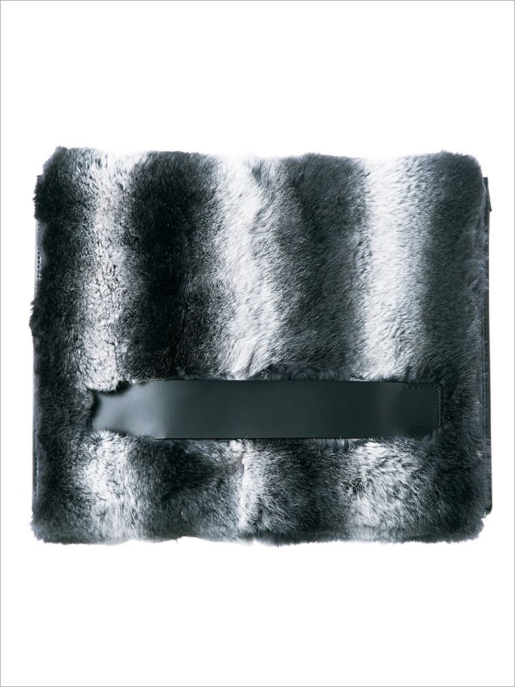 Black-and-white, Metal, Monochrome photography, Rectangle, Silver, Natural material, Tool, Foil, 
