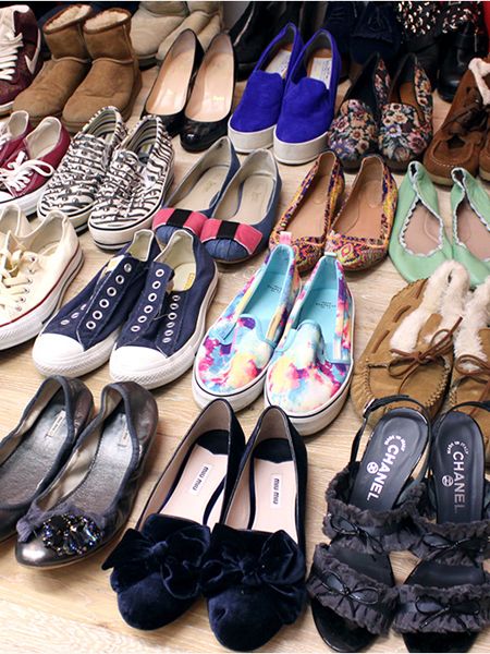 Footwear, Product, Shoe, Pink, Collection, Fashion, Black, Lavender, Tan, Retail, 