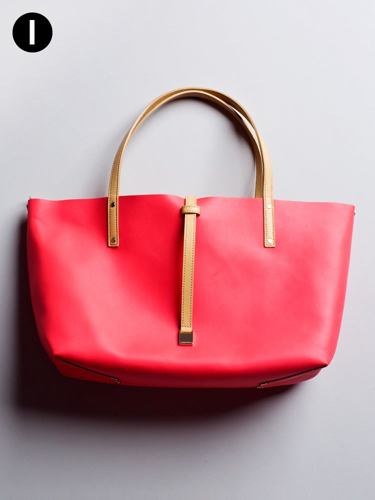 Product, Red, Bag, Style, Fashion accessory, Shoulder bag, Fashion, Strap, Beauty, Luggage and bags, 