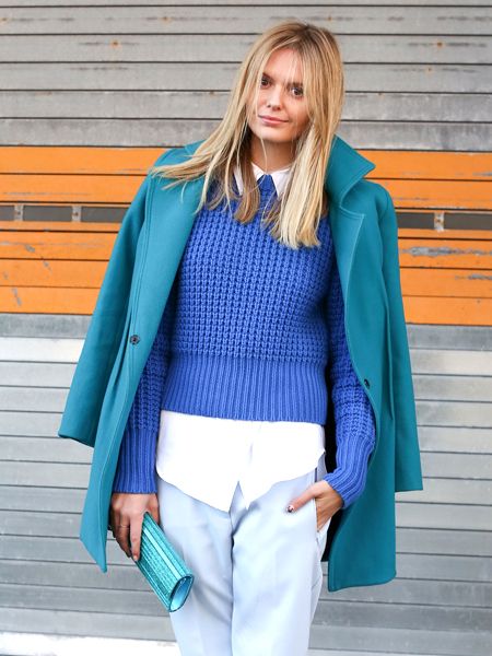 Clothing, Blue, Green, Sleeve, Textile, Collar, Outerwear, Style, Street fashion, Electric blue, 