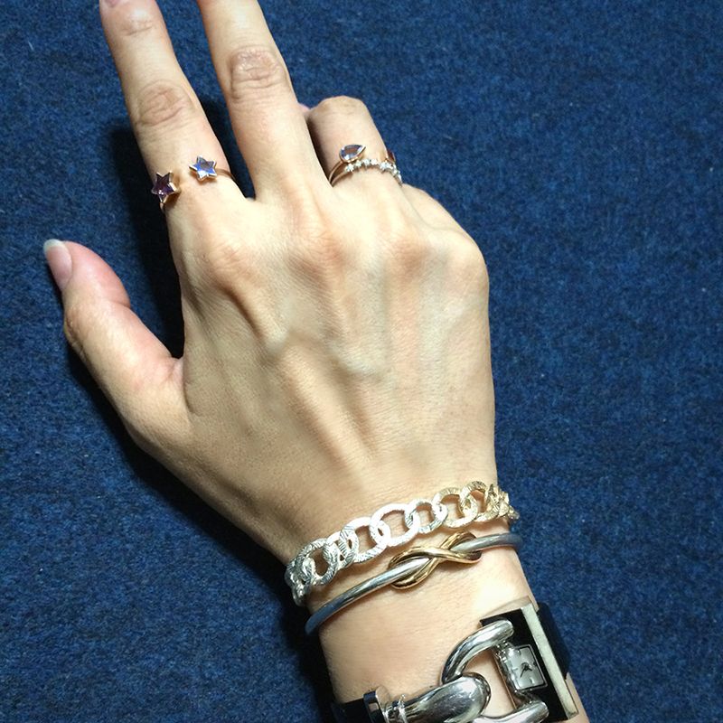 Finger, Jewellery, Wrist, Fashion accessory, Metal, Nail, Engagement ring, Ring, Fashion, Wedding ring, 