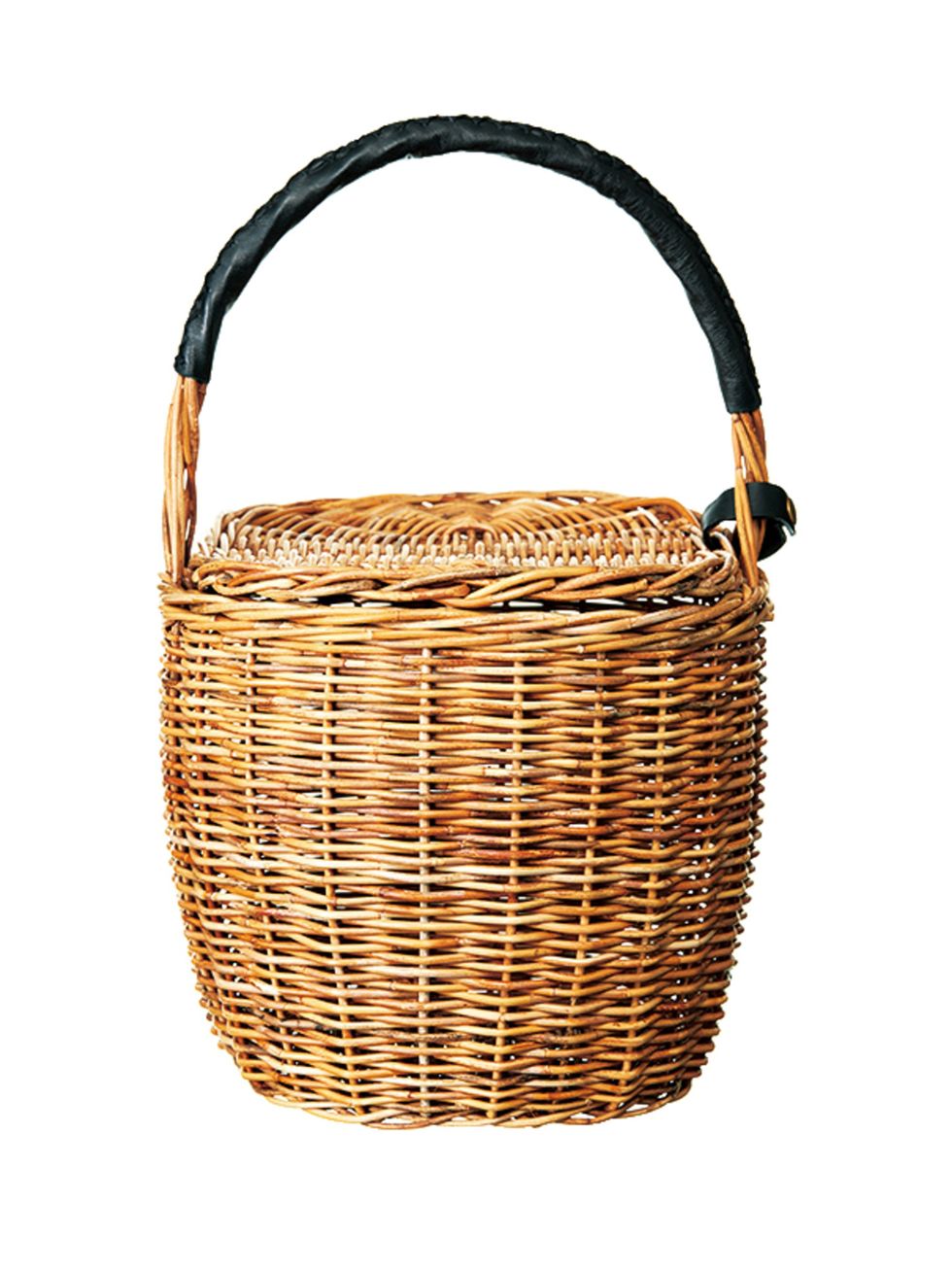 Wicker, Basket, Storage basket, Home accessories, Picnic basket, Beige, Laundry basket, Bicycle accessory, 