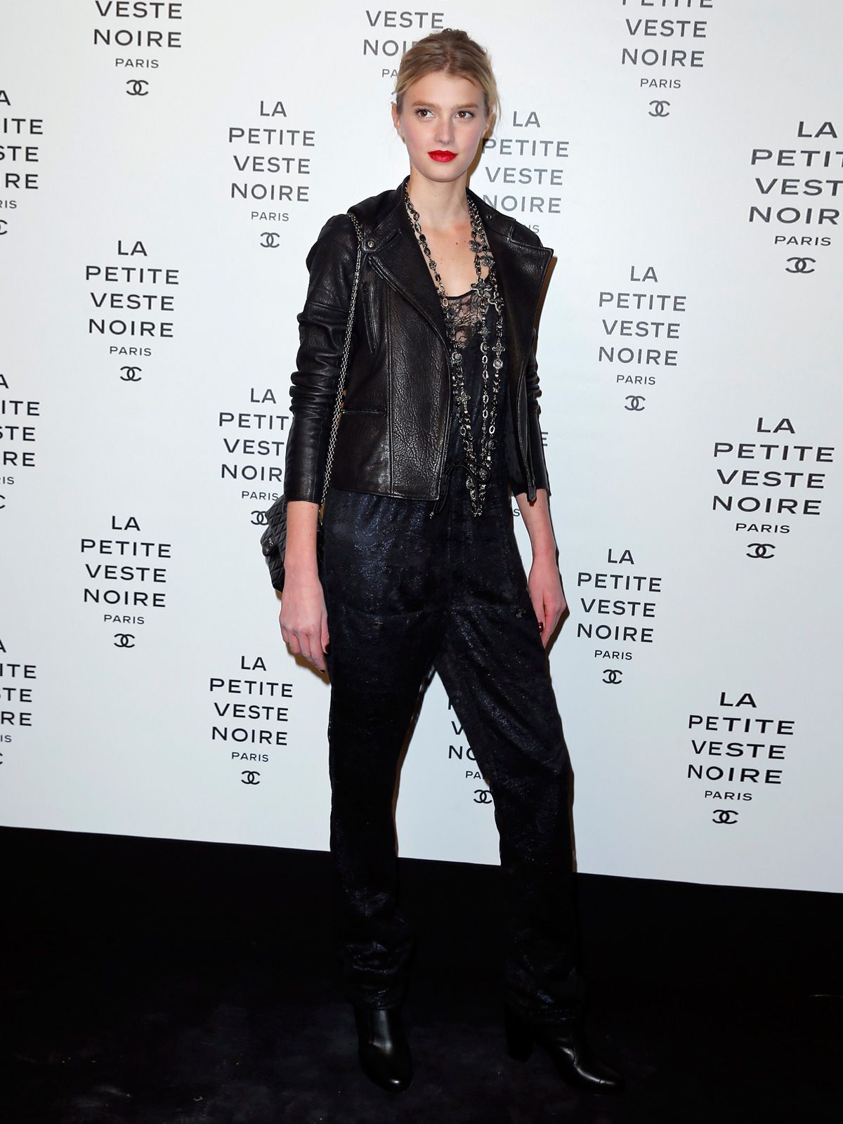 CHANELザ リトル ブラック ジャケット The Little Black Jacket: Chanel's Classic Revisted: Karl