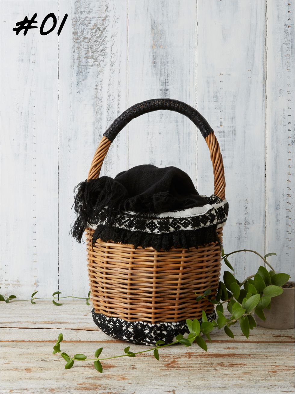 Basket, Storage basket, Wicker, Picnic basket, Home accessories, Flower girl basket, Still life photography, Straw, Rope, 