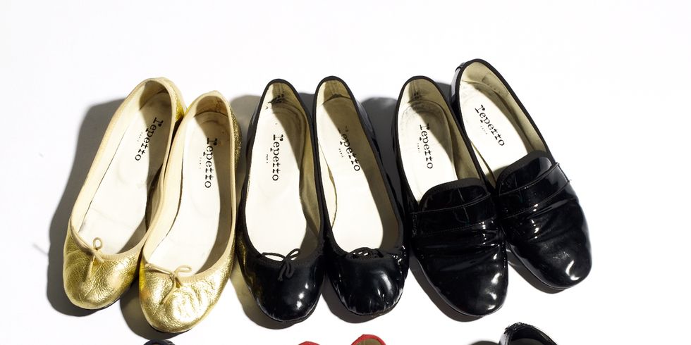 Footwear, Product, Shoe, White, Light, Carmine, Fashion, Black, Tan, Dress shoe, 