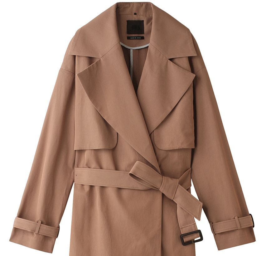 Clothing, Coat, Trench coat, Outerwear, Overcoat, Duster, Sleeve, Robe, Collar, Brown, 